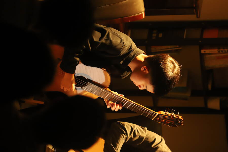 Pongpat Nutthachai Guitar Recital photo 5