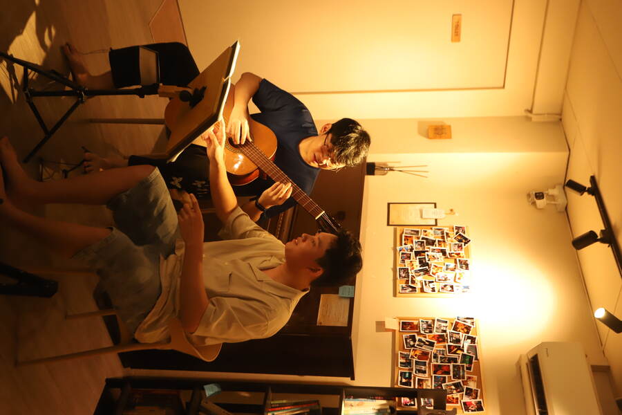 Prof Pongpat Guitar Masterclass photo 1