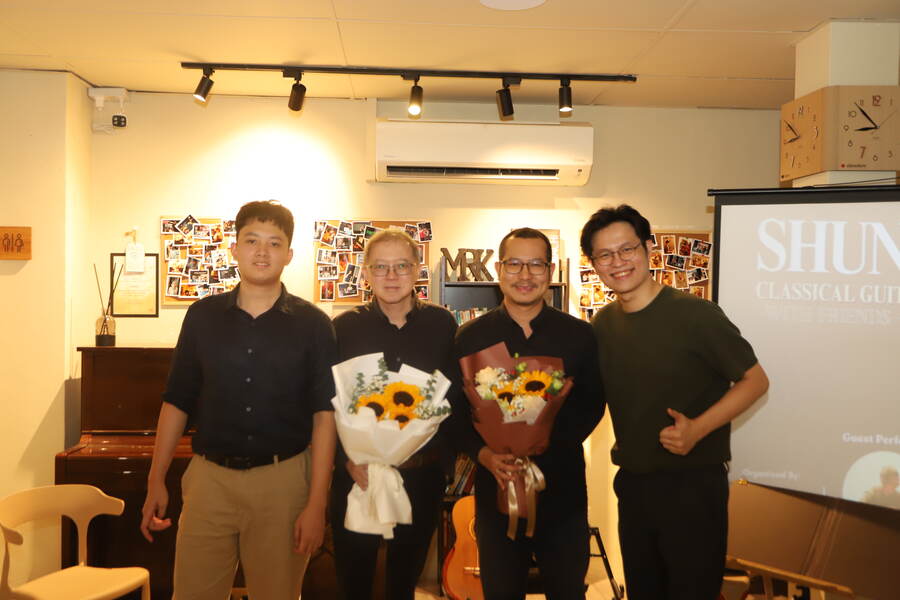 Mr Shung Ee Recital photo 13